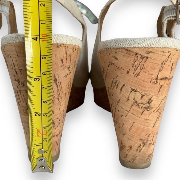 Solanz Ralyn Cream Peep-Toe Slingback Platform Wedge Sandals - Picture 10 of 10